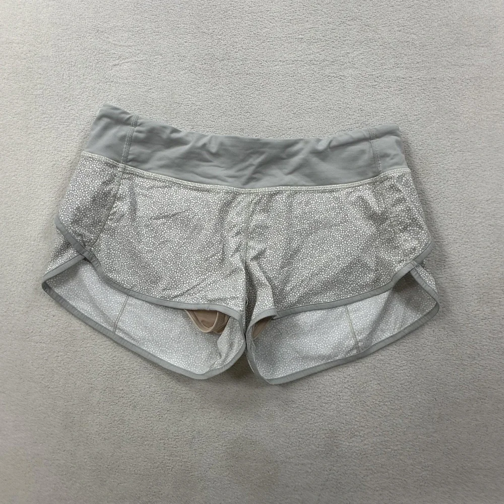 Lululemon Shorts Womens 8 Gray White Speed Up Shorts Running Built-In Liner Gym